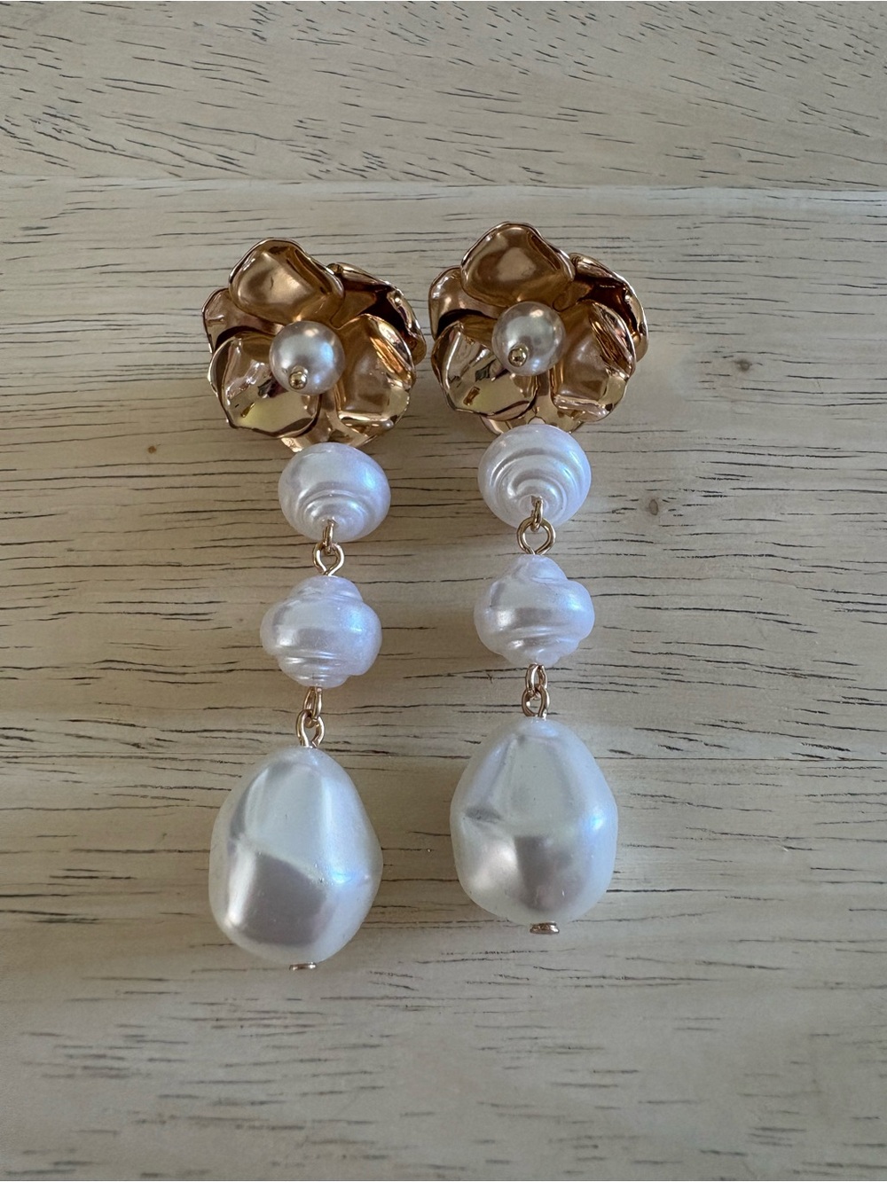 Gold Flower Pearl Drop Earrings in White - Women Jewelry